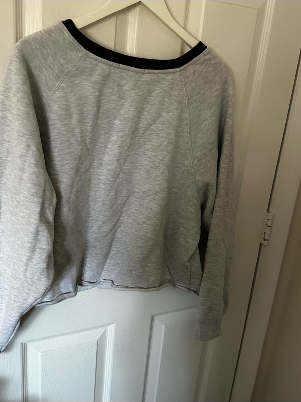 Gray Boston Bruins Sweatshirt - Picture 6 of 6